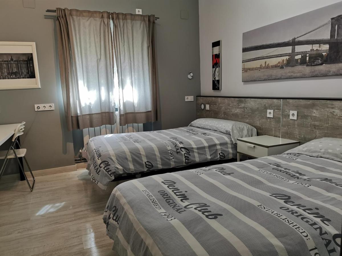Villa "Luna De Segovia" Leganés Eksteriør bilde